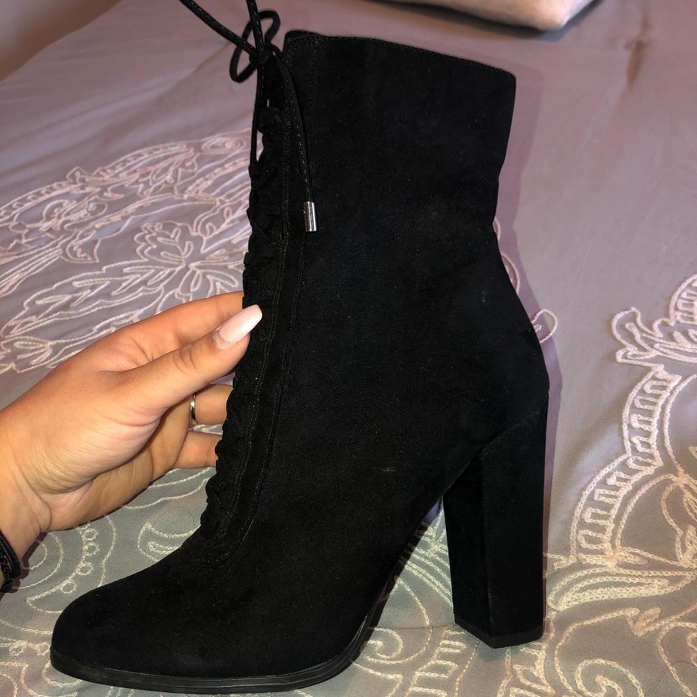 Black tie up booties
